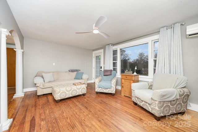 805 Avondale Avenue, Albemarle, NC 28001