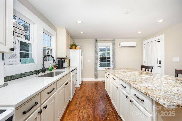 805 Avondale Avenue, Albemarle, NC 28001