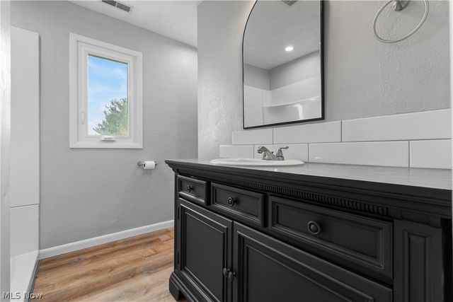 6974 Lutz Avenue Northwest, Massillon, OH 44646