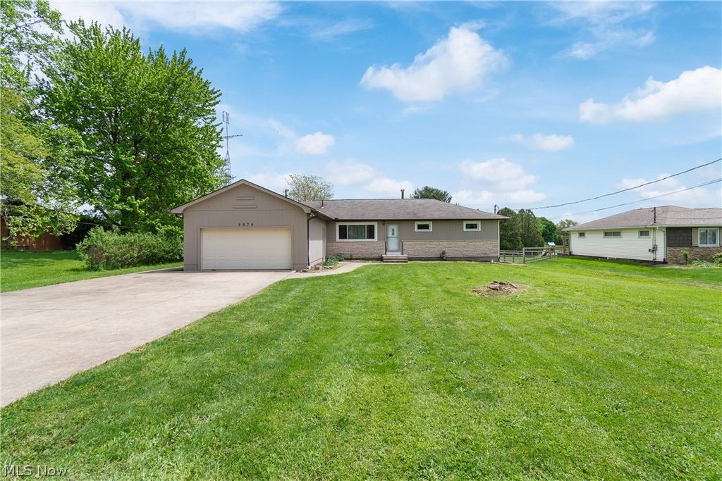 6974 Lutz Avenue Northwest, Massillon, OH 44646