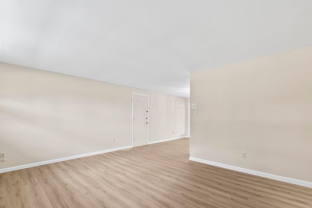 6784 Greenbush Drive, Reynoldsburg, OH 43068