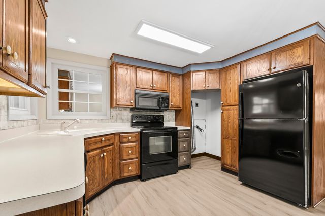 6784 Greenbush Drive, Reynoldsburg, OH 43068