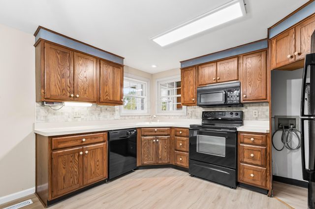 6784 Greenbush Drive, Reynoldsburg, OH 43068