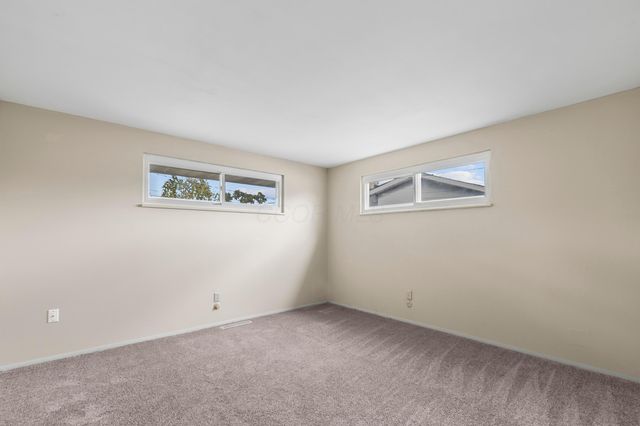 6784 Greenbush Drive, Reynoldsburg, OH 43068