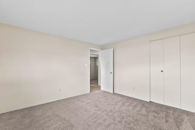 6784 Greenbush Drive, Reynoldsburg, OH 43068