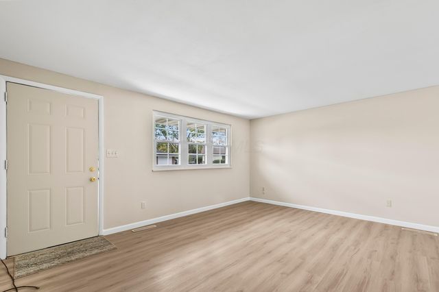 6784 Greenbush Drive, Reynoldsburg, OH 43068