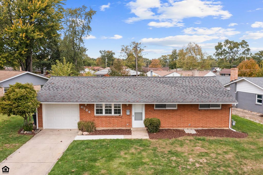 6784 Greenbush Drive, Reynoldsburg, OH 43068