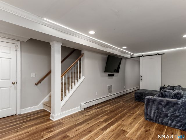 41 Fieldcrest Drive, Ridgefield, CT 06877