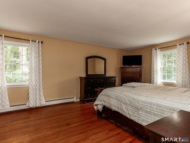 41 Fieldcrest Drive, Ridgefield, CT 06877