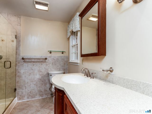 41 Fieldcrest Drive, Ridgefield, CT 06877