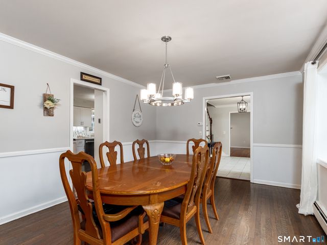 41 Fieldcrest Drive, Ridgefield, CT 06877