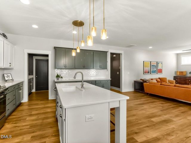 23 Whitehall Drive, Pittsboro, NC 27312