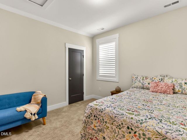 23 Whitehall Drive, Pittsboro, NC 27312