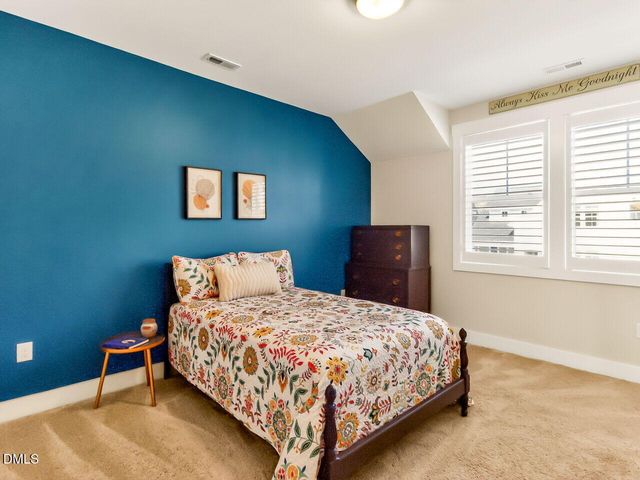 23 Whitehall Drive, Pittsboro, NC 27312