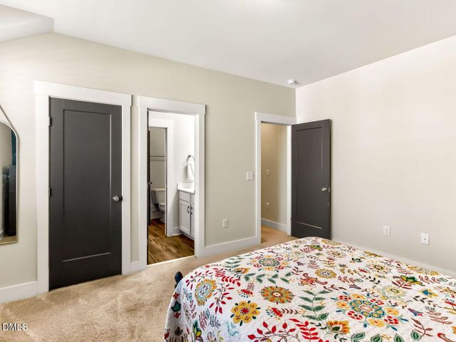 23 Whitehall Drive, Pittsboro, NC 27312