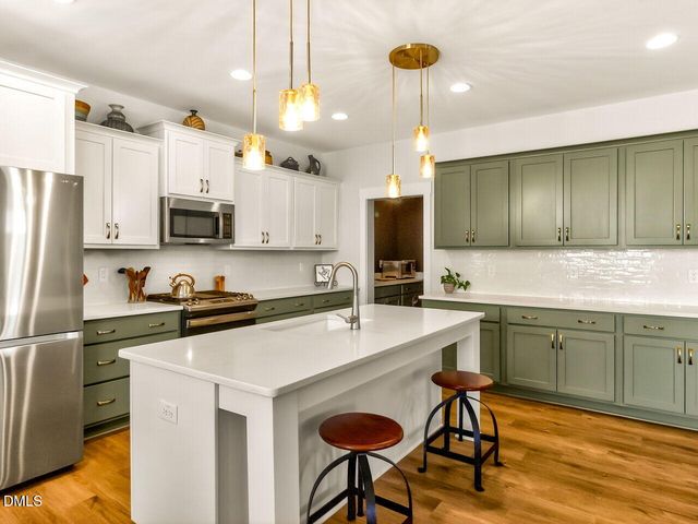 23 Whitehall Drive, Pittsboro, NC 27312