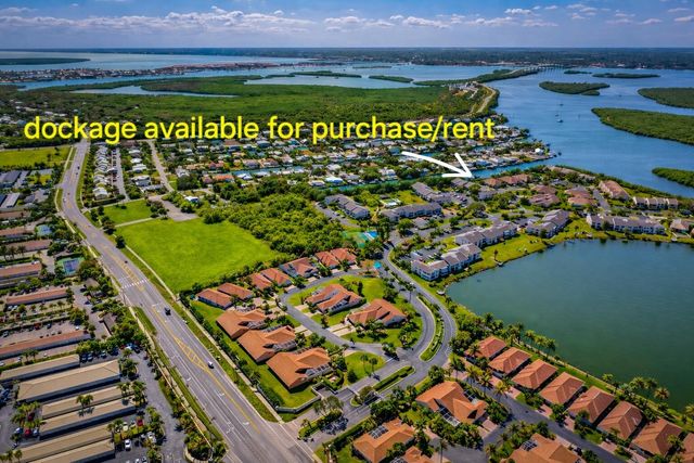 3206 S Lakeview Circle 1101, Fort Pierce, FL 34949