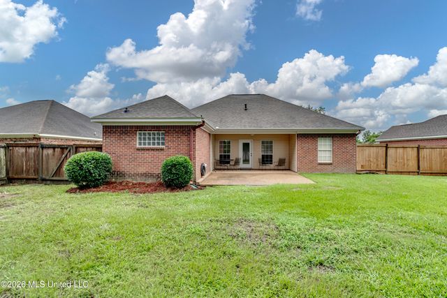 6 Old Bridge Cove, Byram, MS 39272