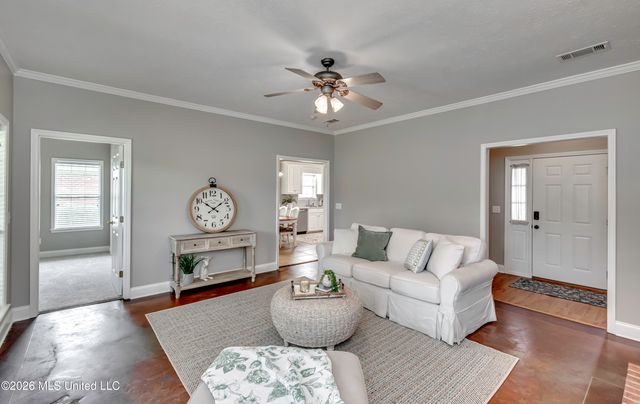 6 Old Bridge Cove, Byram, MS 39272
