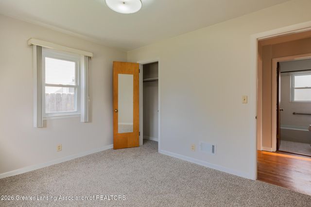 1916 Victor Avenue, Lansing, MI 48910