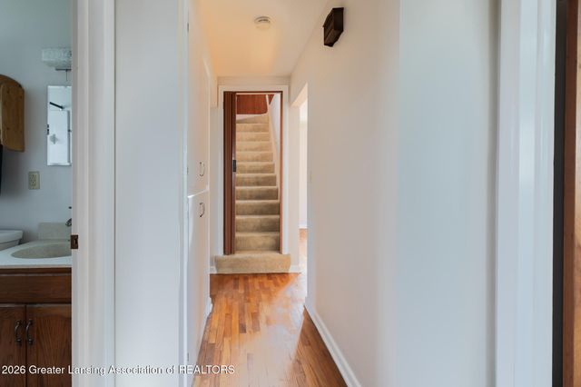 1916 Victor Avenue, Lansing, MI 48910