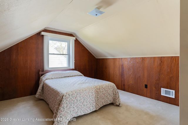1916 Victor Avenue, Lansing, MI 48910
