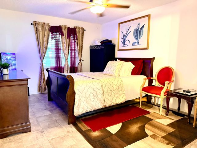 5180 E Sabal Palm Boulevard 228, Tamarac, FL 33319