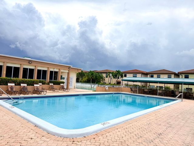5180 E Sabal Palm Boulevard 228, Tamarac, FL 33319