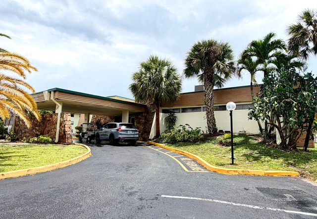 5180 E Sabal Palm Boulevard 228, Tamarac, FL 33319