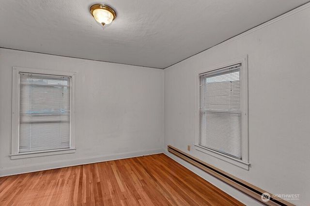 2452 Alki Avenue SW, Seattle, WA 98116