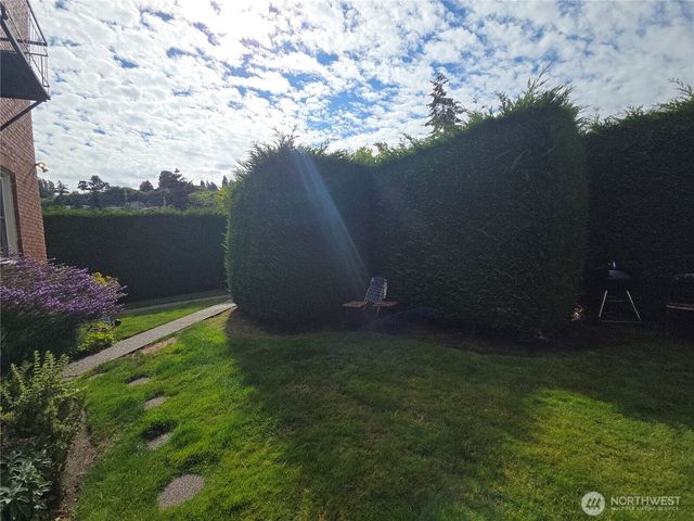 2452 Alki Avenue SW, Seattle, WA 98116