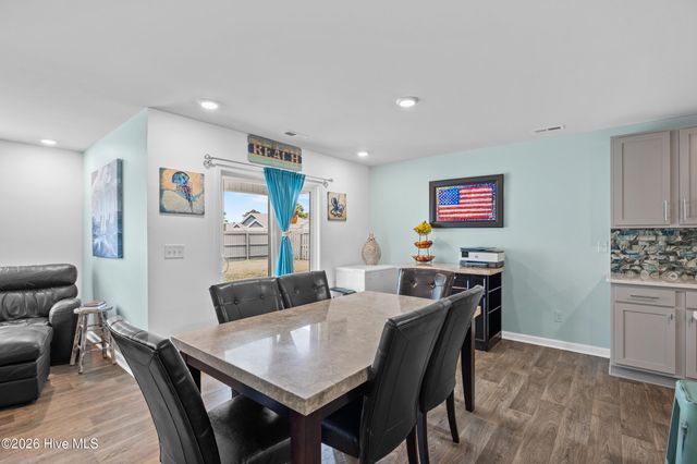 200 Sunshine Drive, Holly Ridge, NC 28445