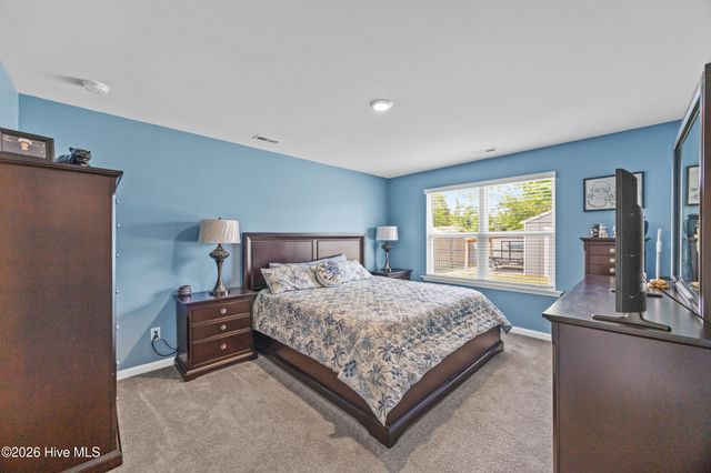 200 Sunshine Drive, Holly Ridge, NC 28445
