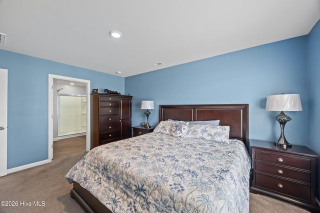 200 Sunshine Drive, Holly Ridge, NC 28445