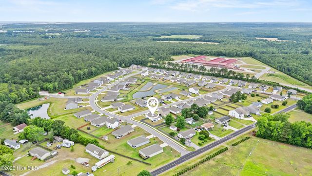 200 Sunshine Drive, Holly Ridge, NC 28445