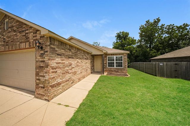 1850 Bliss Circle, Newcastle, OK 73065