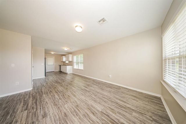 1850 Bliss Circle, Newcastle, OK 73065