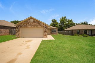 1850 Bliss Circle, Newcastle, OK 73065