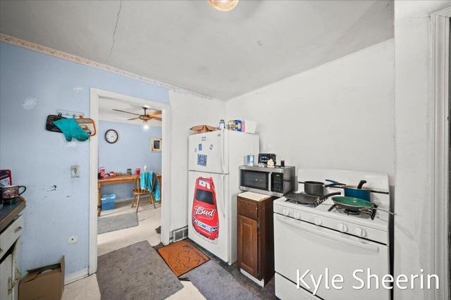 4104 Jefferson Avenue, Wyoming, MI 49548