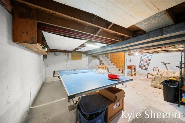 4104 Jefferson Avenue, Wyoming, MI 49548