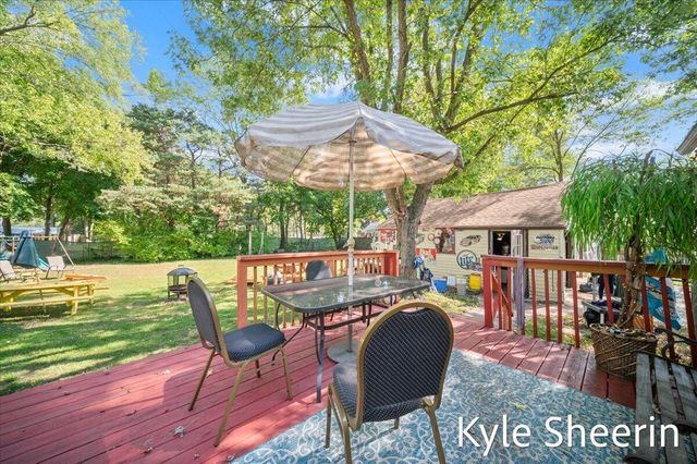 4104 Jefferson Avenue, Wyoming, MI 49548