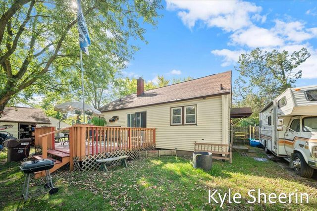 4104 Jefferson Avenue, Wyoming, MI 49548