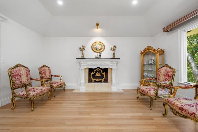 80 Doublet Hill Rd, Weston, MA 02493