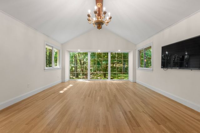 80 Doublet Hill Rd, Weston, MA 02493