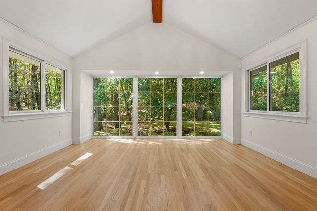 80 Doublet Hill Rd, Weston, MA 02493