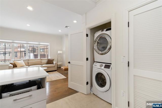 80 Homestead Avenue A, Palisades Park, NJ 07650