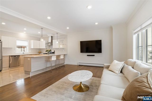 80 Homestead Avenue A, Palisades Park, NJ 07650