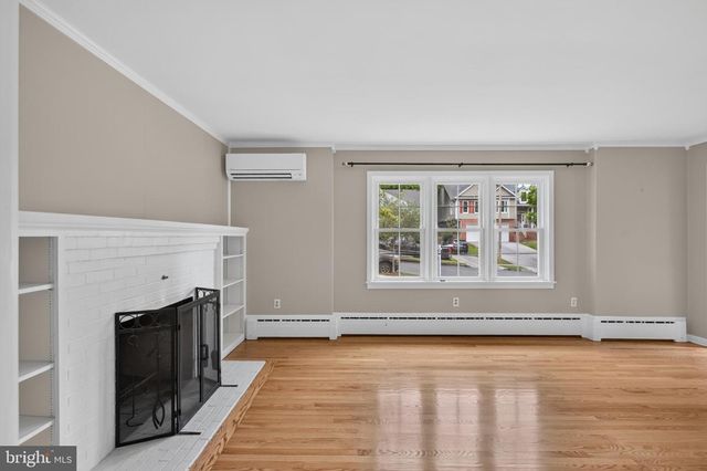 1306 VANCERIGHT CIR, Winchester, VA 22601