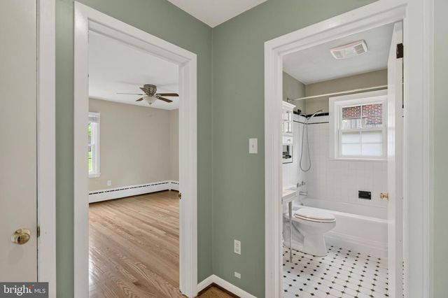 1306 VANCERIGHT CIR, Winchester, VA 22601