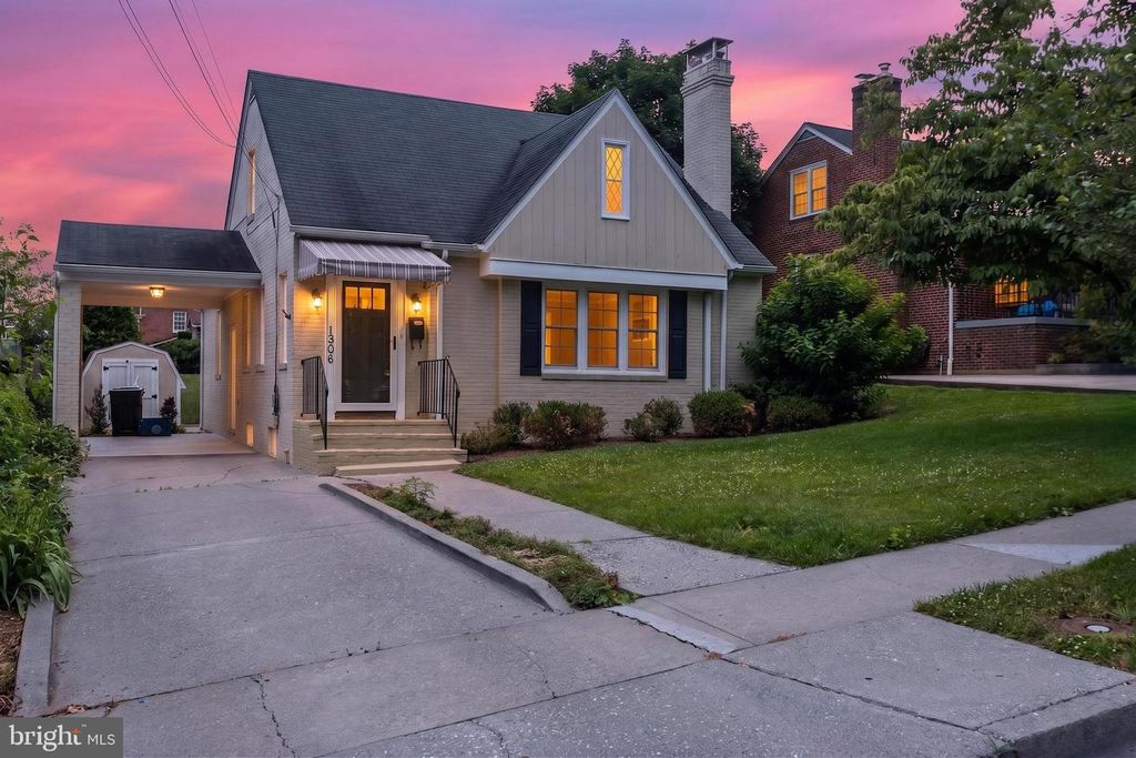1306 VANCERIGHT CIR, Winchester, VA 22601